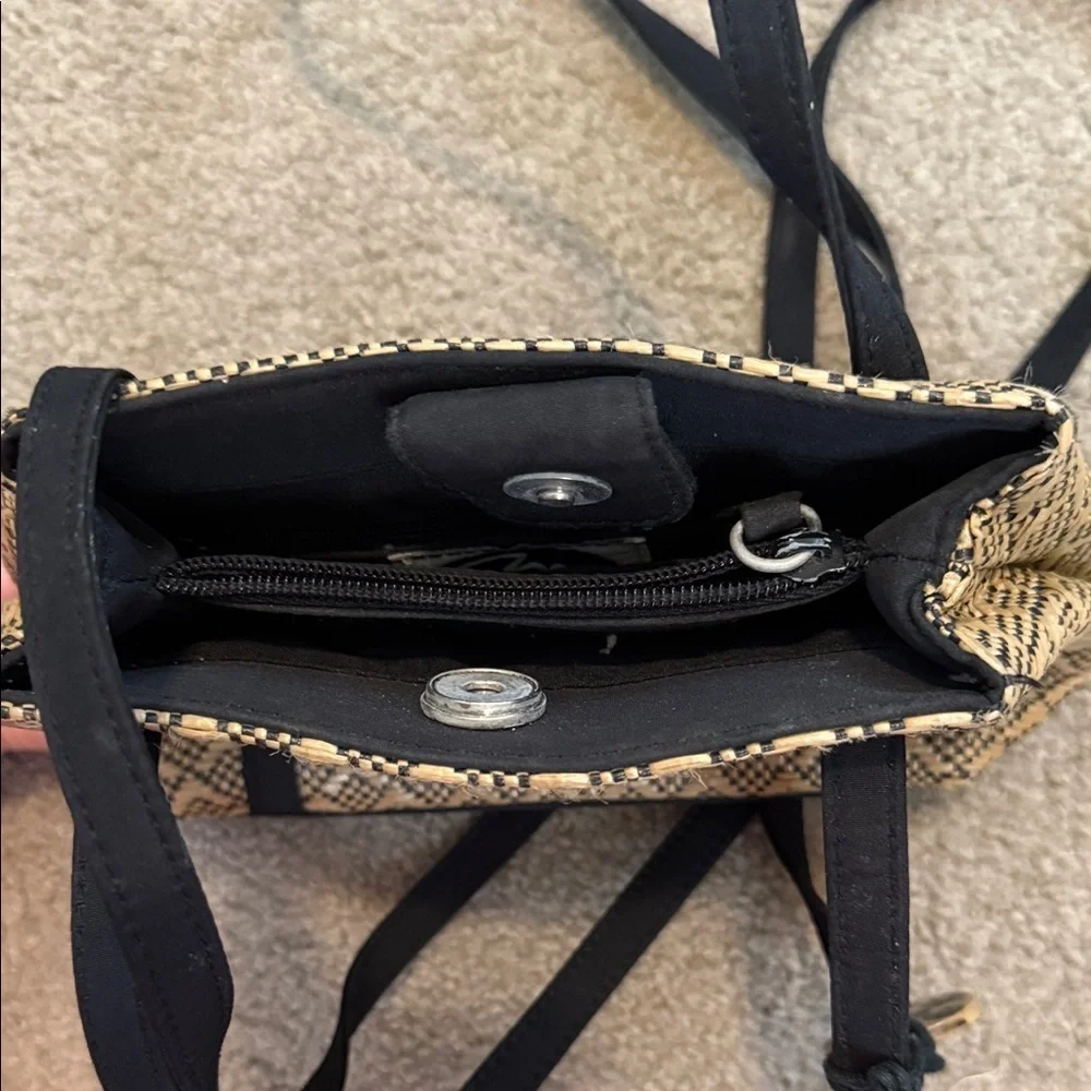 Marlo Vintage Black and Tan Crossbody Bag